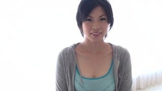 Lewd Freak Stripper Has A Musky Pussy