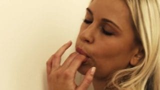 Beautiful Nooky Stripper Loves Anal